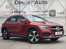 MERCEDES BENZ GLA