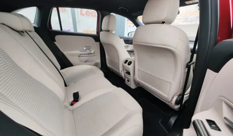 
								MERCEDES BENZ GLA full									