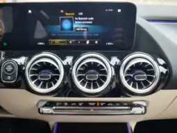 
										MERCEDES BENZ GLA full									