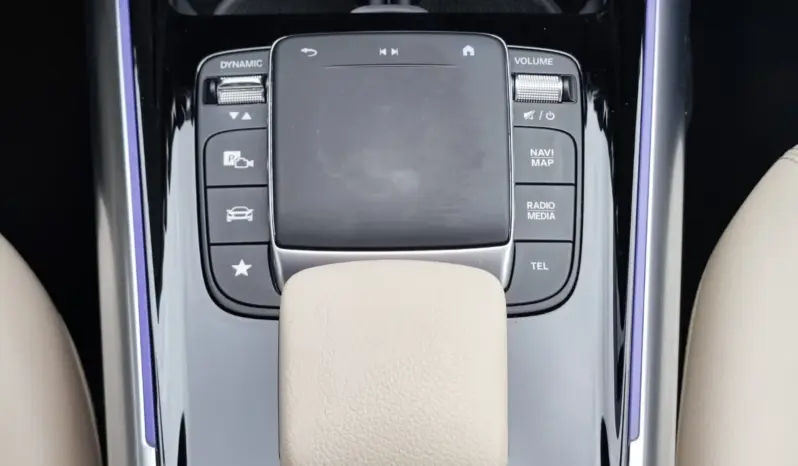 
								MERCEDES BENZ GLA full									