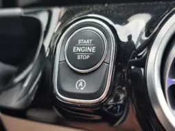 
										MERCEDES BENZ GLA full									