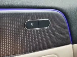 
										MERCEDES BENZ GLA full									