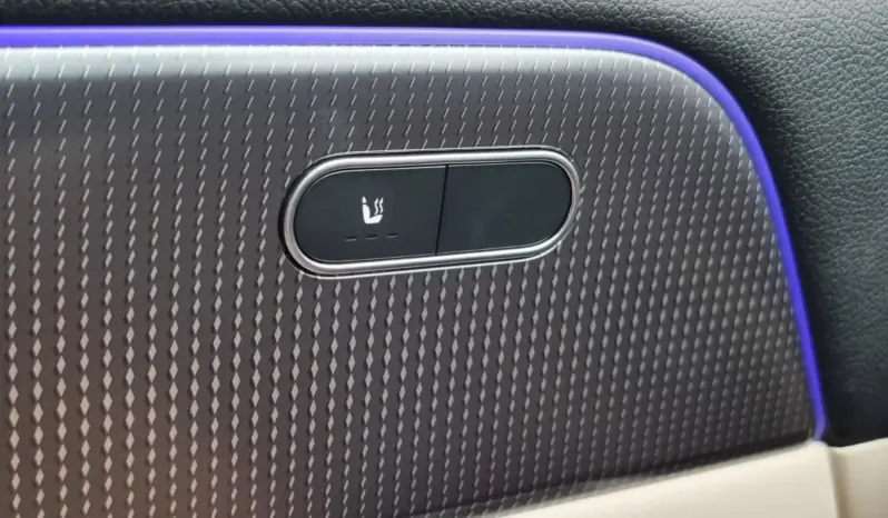 
								MERCEDES BENZ GLA full									