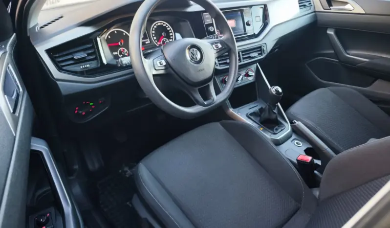 
								VOLKSWAGEN POLO full									