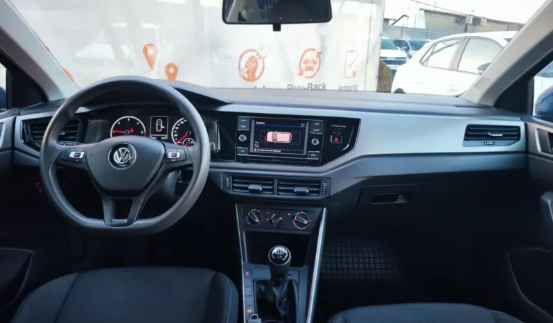 
								VOLKSWAGEN POLO full									