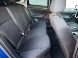 
										VOLKSWAGEN POLO full									