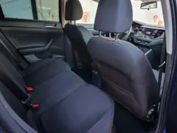 
										VOLKSWAGEN POLO full									