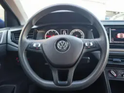 
										VOLKSWAGEN POLO full									