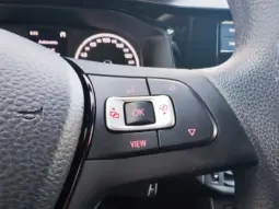 
										VOLKSWAGEN POLO full									