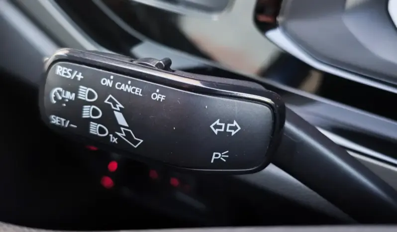 
								VOLKSWAGEN POLO full									