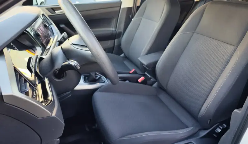 
								VOLKSWAGEN POLO full									