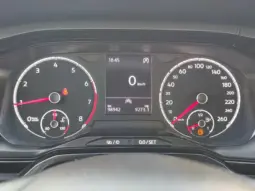 
										VOLKSWAGEN POLO full									