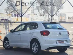 
										VOLKSWAGEN POLO full									