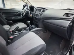 
										MITSUBISHI L200 full									