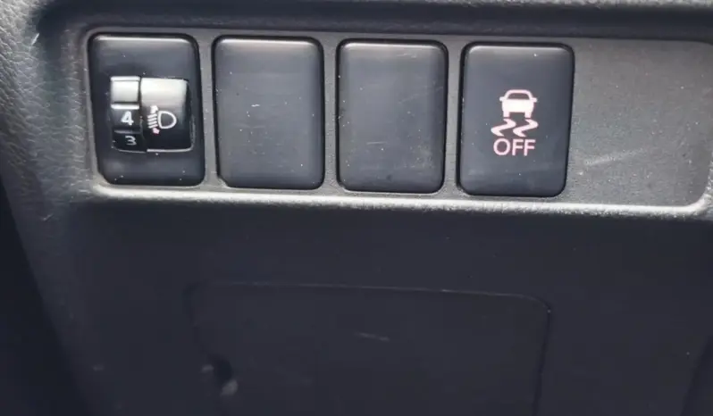 
								MITSUBISHI L200 full									