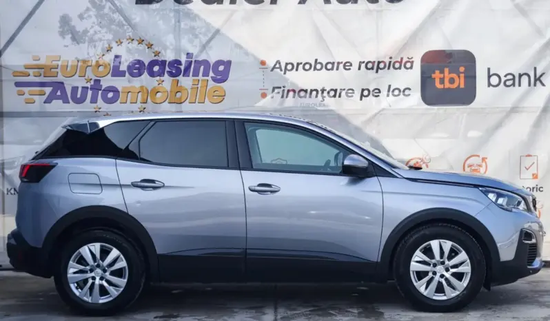 
								PEUGEOT 3008 full									