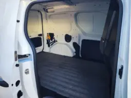 
										RENAULT EXPRESS full									