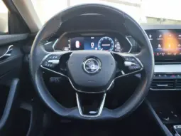 
										SKODA OCTAVIA full									