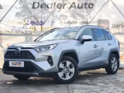 
										TOYOTA RAV 4 full									