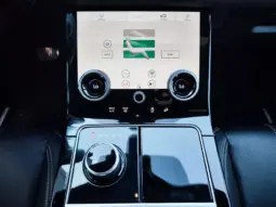 
										LAND ROVER RANGE ROVER VELAR full									