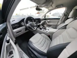 
										VOLKSWAGEN TOUAREG full									