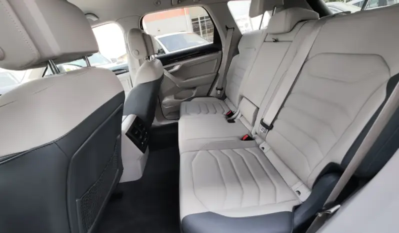 
								VOLKSWAGEN TOUAREG full									