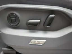 
										VOLKSWAGEN TOUAREG full									