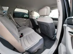 
										VOLKSWAGEN TOUAREG full									