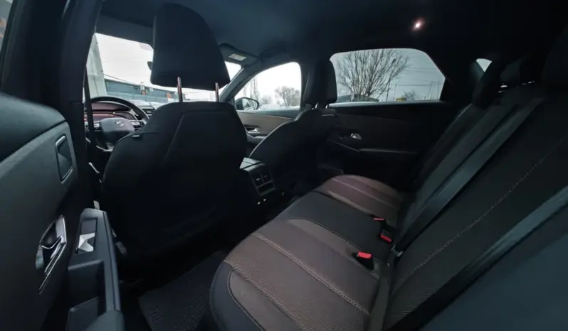 
								DS AUTOMOBILES DSA DS7 CROSSBACK full									