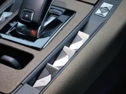 
										DS AUTOMOBILES DSA DS7 CROSSBACK full									