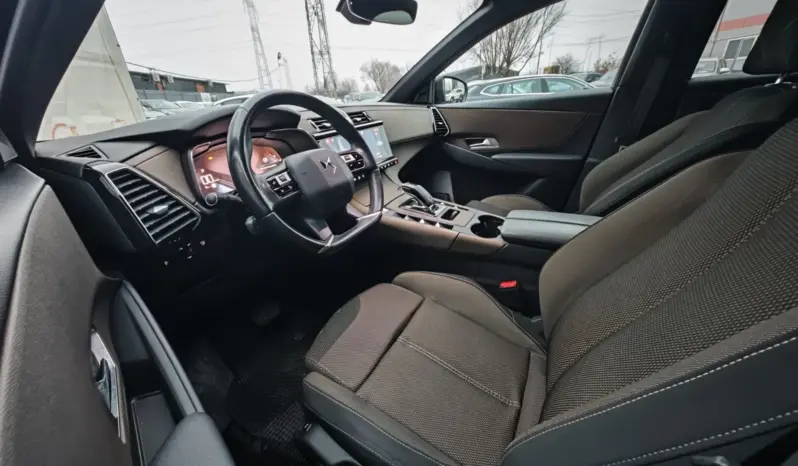 
								DS AUTOMOBILES DSA DS7 CROSSBACK full									