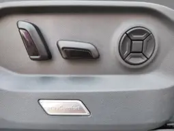 
										VOLKSWAGEN TOUAREG full									