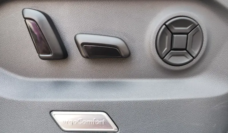 
								VOLKSWAGEN TOUAREG full									