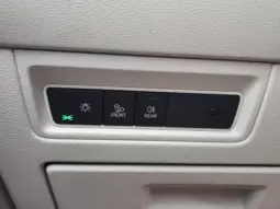 
										VOLKSWAGEN TOUAREG full									