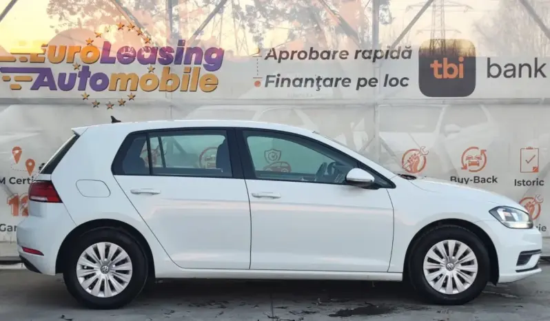 
								VOLKSWAGEN GOLF full									