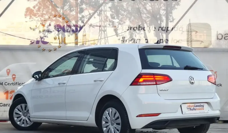 
								VOLKSWAGEN GOLF full									