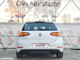 
										VOLKSWAGEN GOLF full									