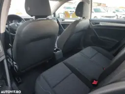 
										VOLKSWAGEN GOLF full									