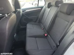 
										VOLKSWAGEN GOLF full									