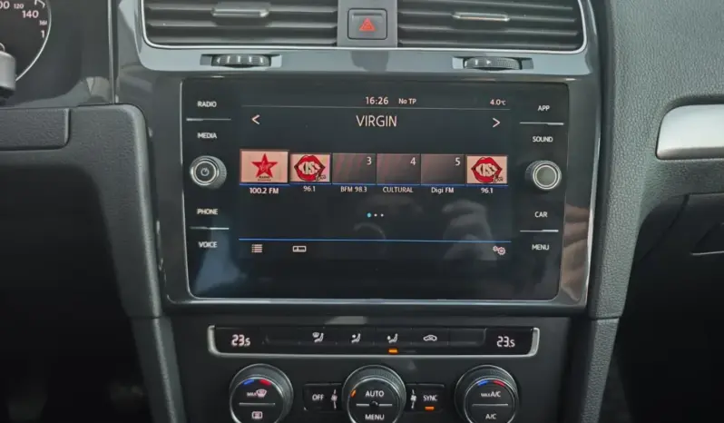 
								VOLKSWAGEN GOLF full									