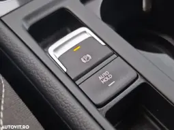 
										VOLKSWAGEN GOLF full									