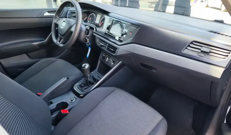 
								VOLKSWAGEN POLO full									