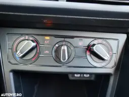 
										VOLKSWAGEN POLO full									