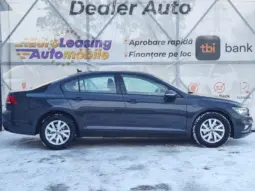 
										VOLKSWAGEN PASSAT full									