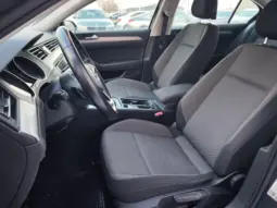 
										VOLKSWAGEN PASSAT full									