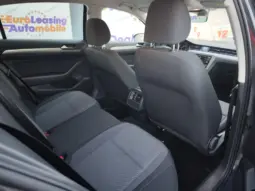 
										VOLKSWAGEN PASSAT full									