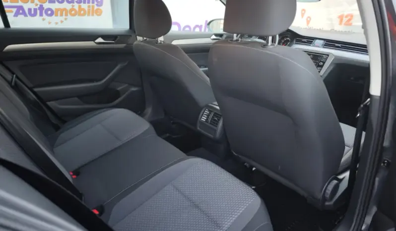 
								VOLKSWAGEN PASSAT full									