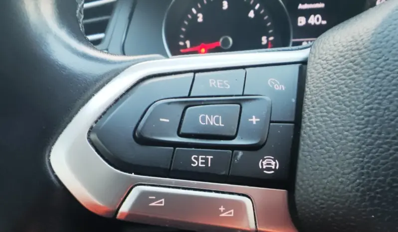 
								VOLKSWAGEN PASSAT full									