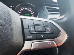 
										VOLKSWAGEN PASSAT full									