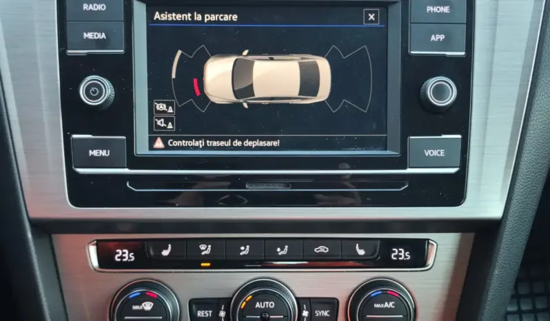 
								VOLKSWAGEN PASSAT full									